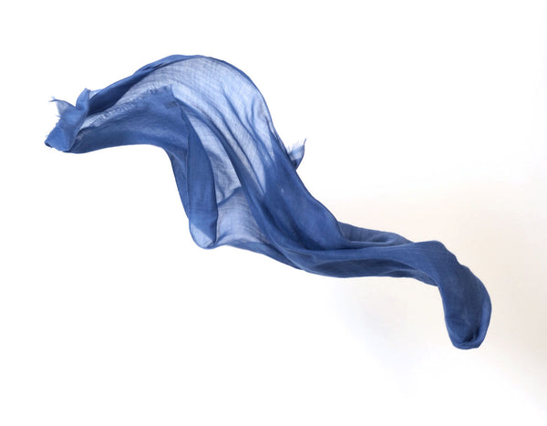 scarf of cashmere in denim